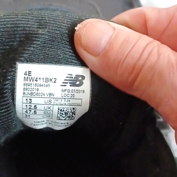 New Balance 4 E Men\'s Black Athletic ‎ Sneakers sz 13 main image 7
